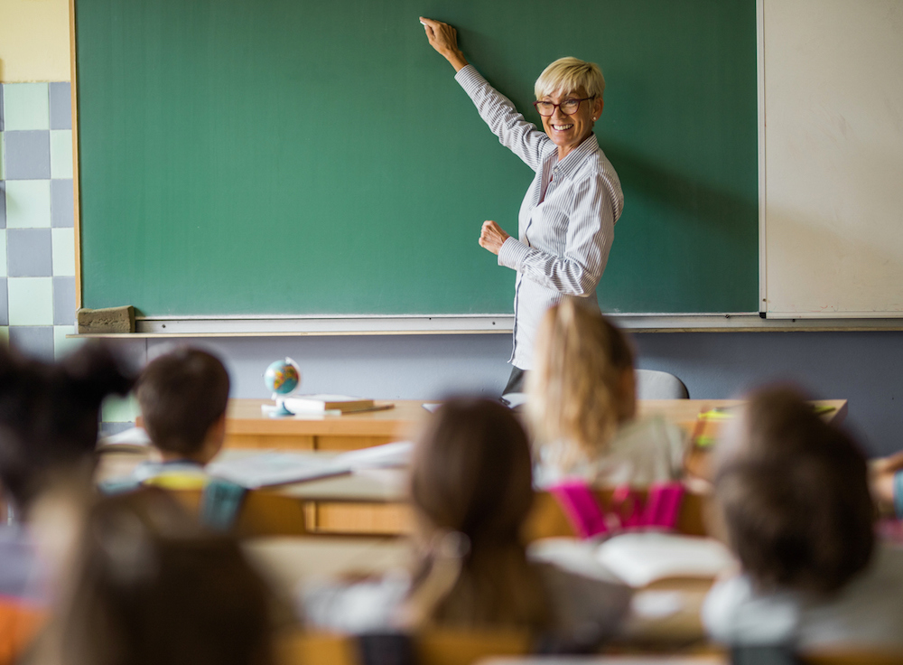 Des efforts à long terme seront nécessaires pour maintenir les enseignants plus longtemps dans l’enseignement.